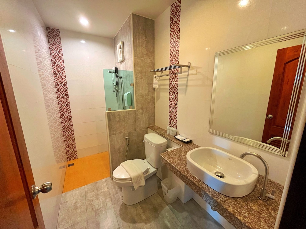 Peak Boutique City Hotel 62/62