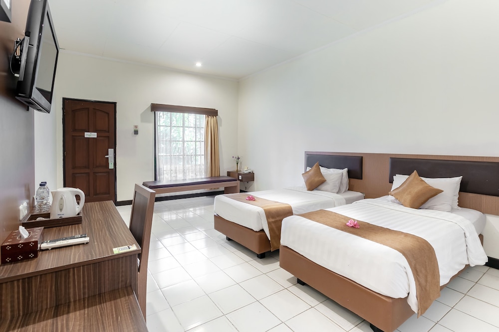 COTTAGE, KING BED