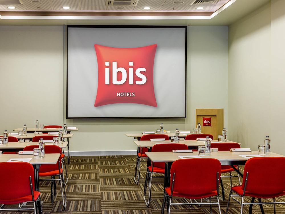 Ibis Istanbul Esenyurt 66/74
