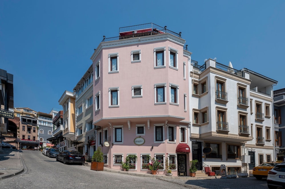 Osmanhan Hotel 65/68