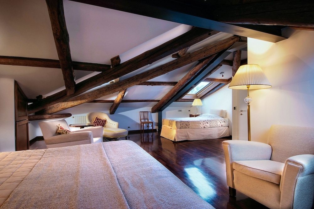 500 Bed And Breakfast 18/30