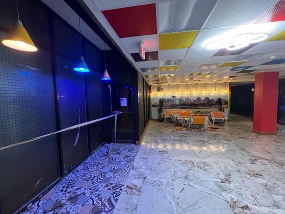 City Line Hotel 8/55