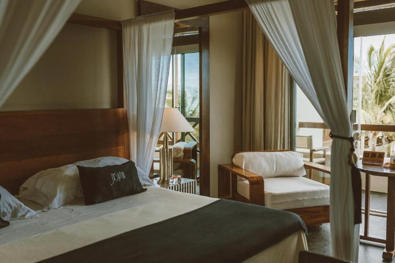 JASHITA HOTEL BOUTIQUE 22/84