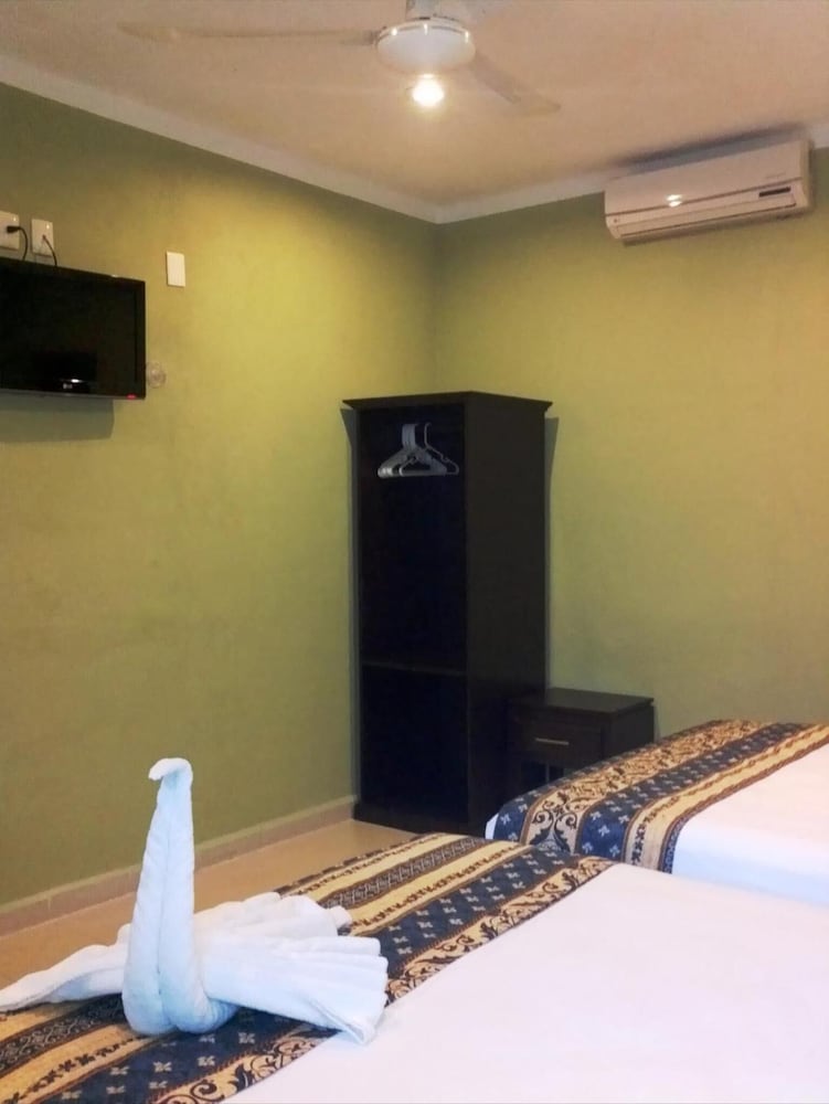 HOTEL TURQUESA MAYA 44/51