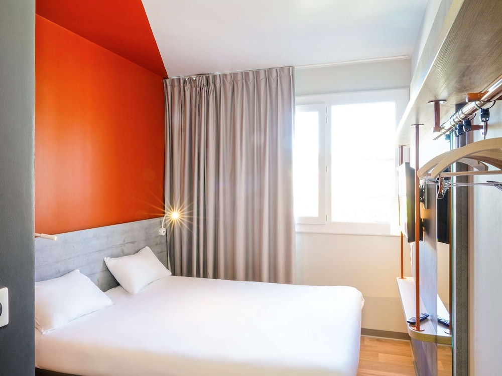 غرفة قياسية بسرير مزدوج، Ibis Aubenas 3/7