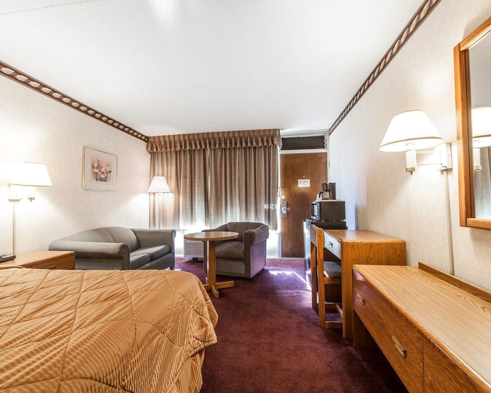 Rodeway Inn Sweetwater South 34/42
