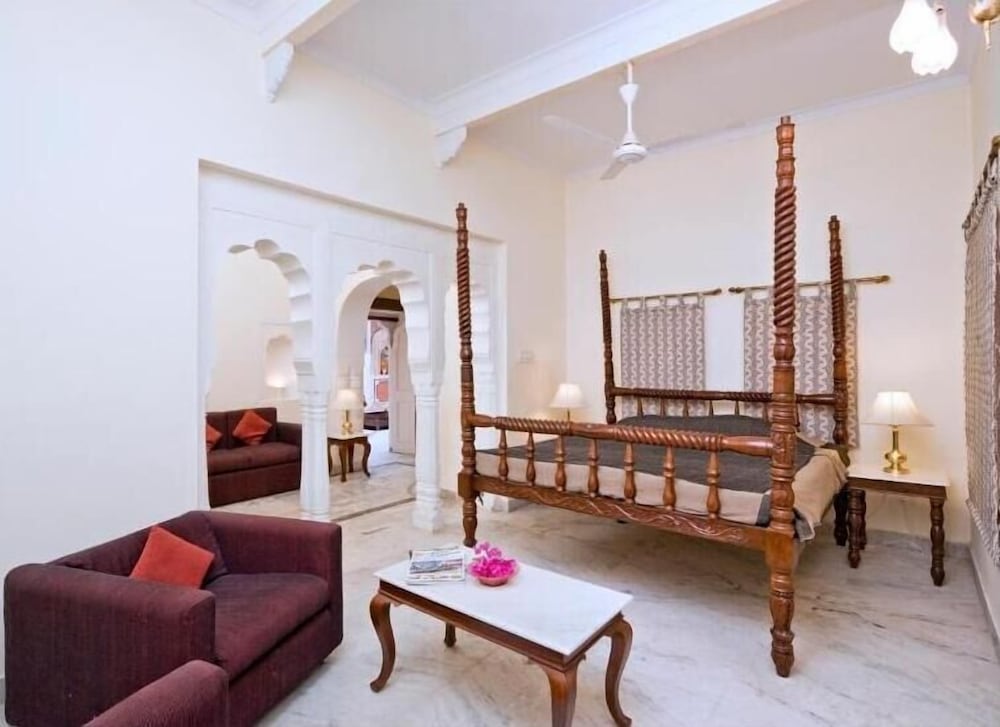 Mandawa Castle 28/48