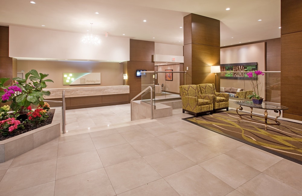 Holiday Inn Vancouver Centre 7/73