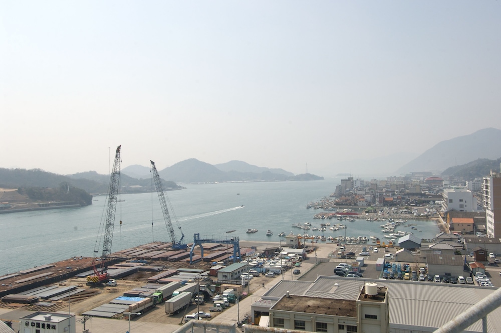 Onomichi Kokusai Hotel 62/67