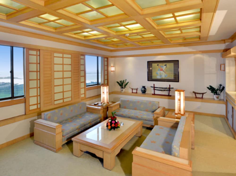Baohua Harbour View Hotel 13/34