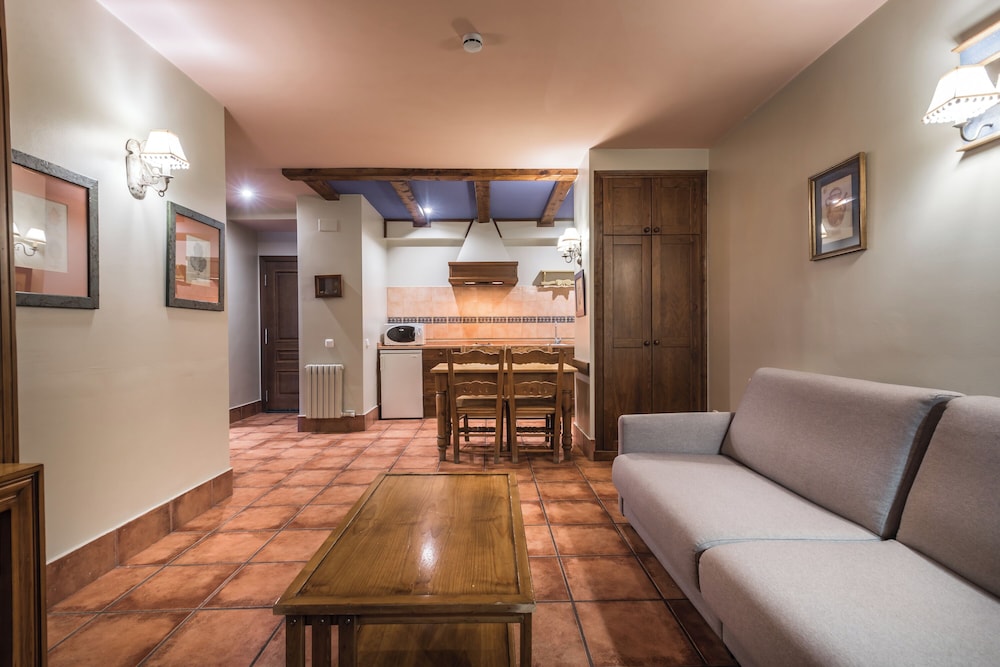 Suite Aparthotel & Spa Eth Refugi d'Aran 32/50