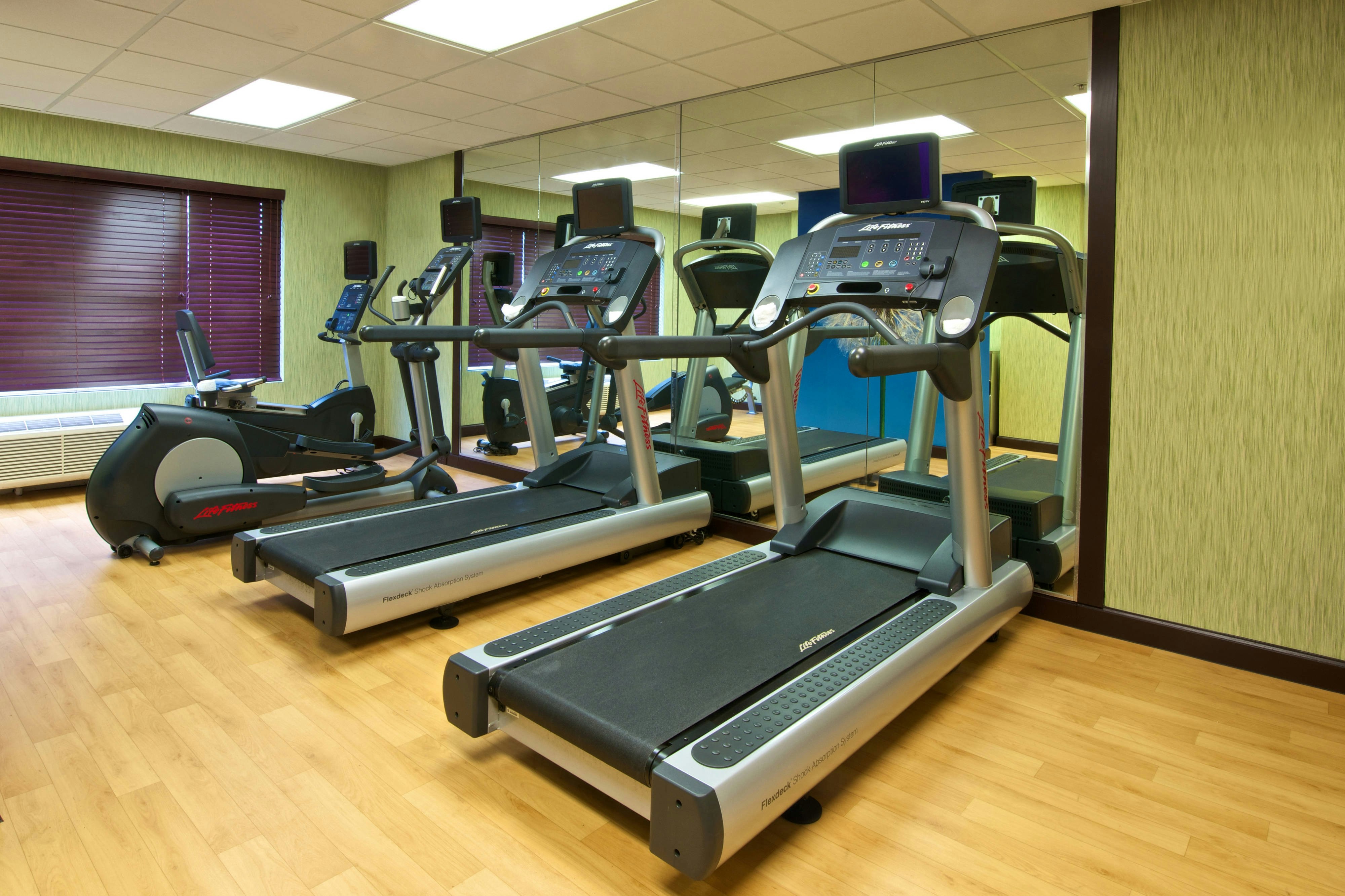SpringHill Suites by Marriott Jacksonville Deerwood 3/10