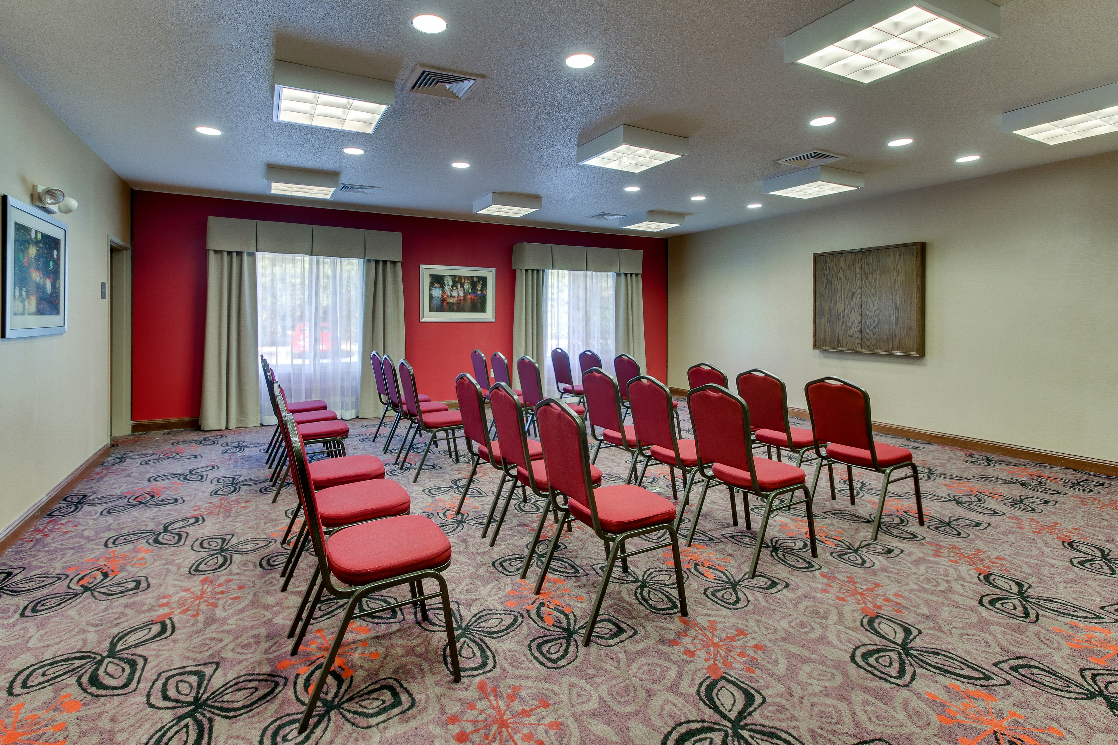 Holiday Inn Express Hotel And Suites Lancaster Lititz 62/73