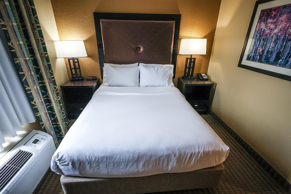 Family, Multiple Beds