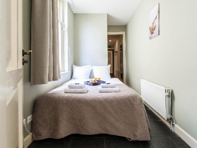 1 Bedroom, Apartment, 1 Queen and 1 Double Bed, Sofa