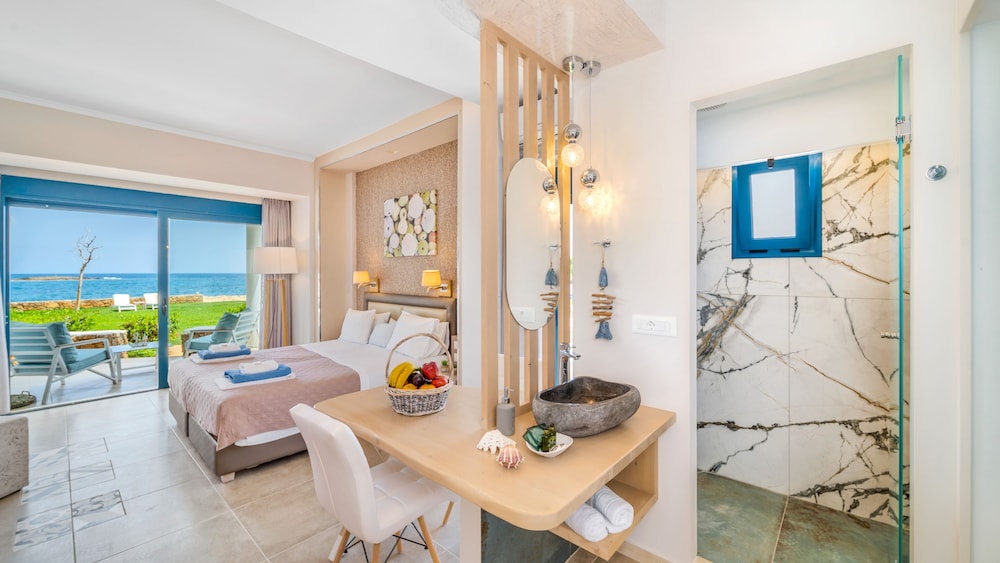 Pyrgos Beach Apartments 49/50