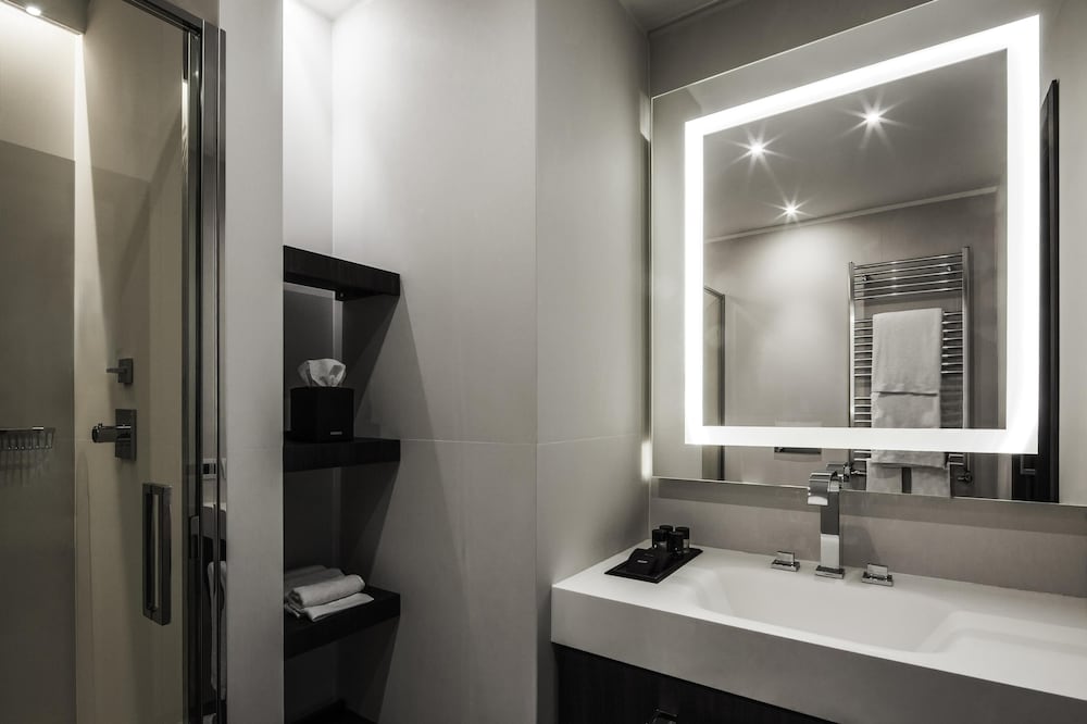Hyatt Centric Milan Centrale 77/78