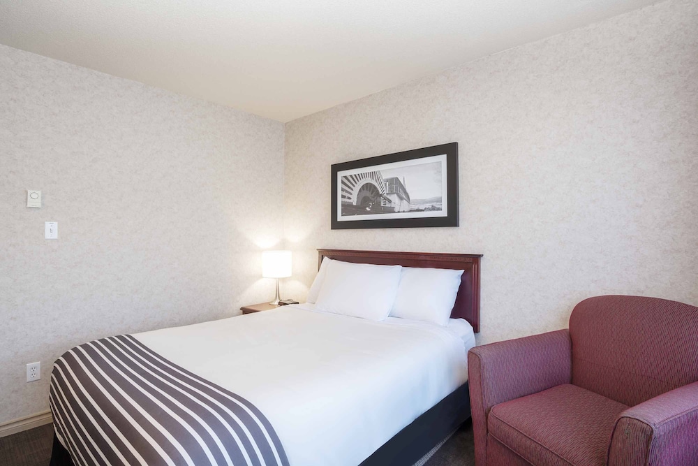 Sandman Hotel Penticton 18/49