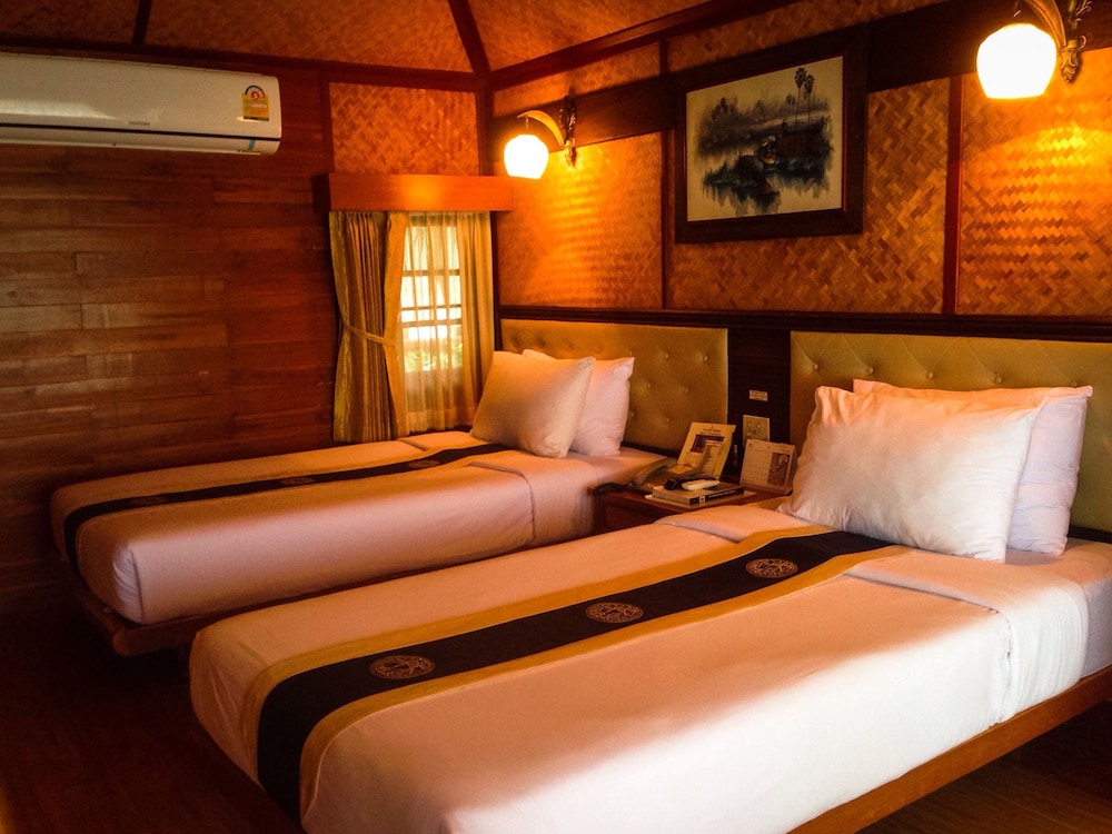 SUNSET VILLAGE BEACH RESORT 14/50