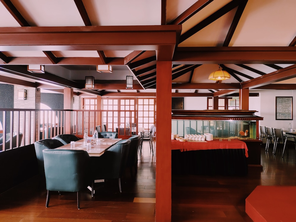 Presidency Hotel 50/63