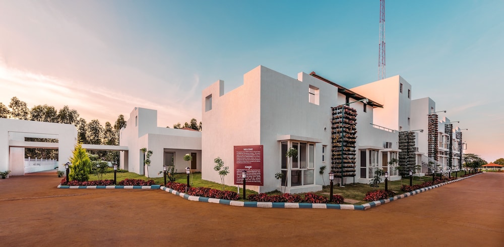 Fiestaa Resort n Events Venue 35/46