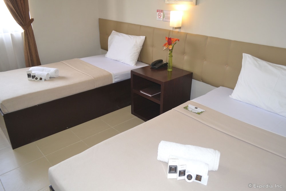 Columbus Plaza Hotel 13/55