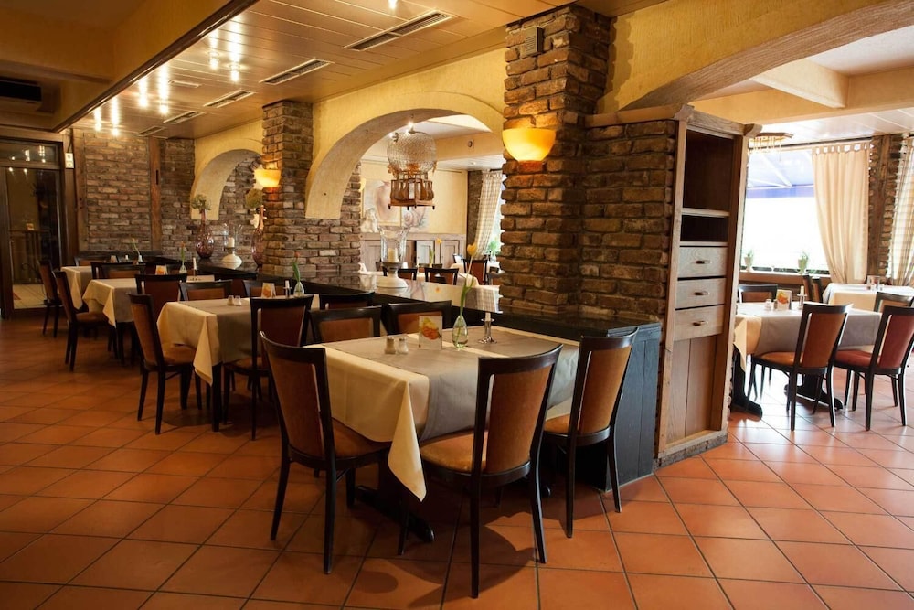 Pp-Hotel Grefrather Hof 16/28
