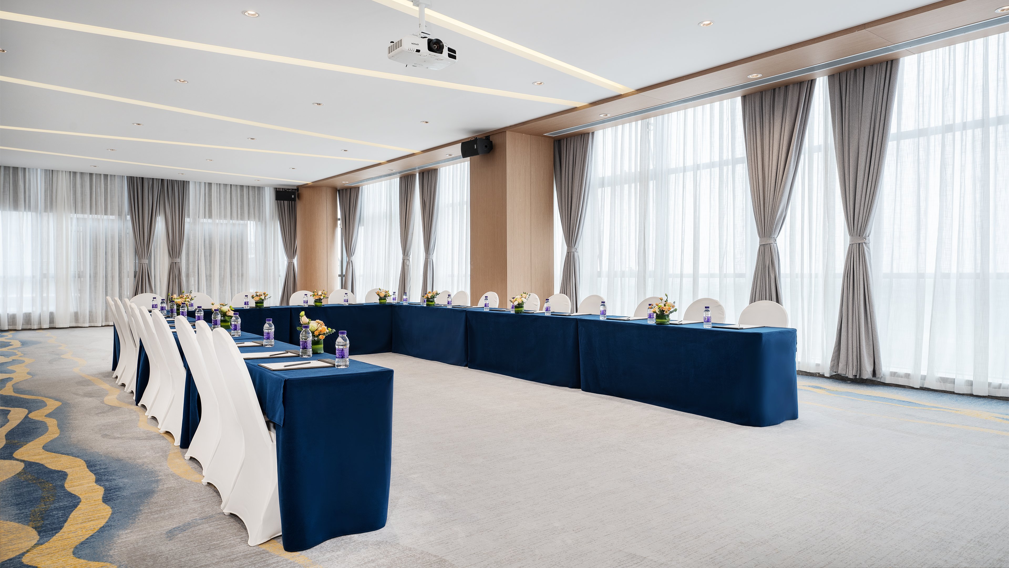 Holiday Inn Express Chengdu Pidu, an IHG Hotel 45/50