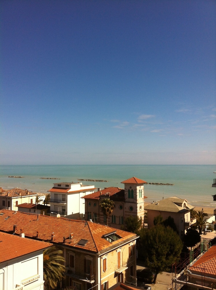 Hotel Gabbiano 28/36