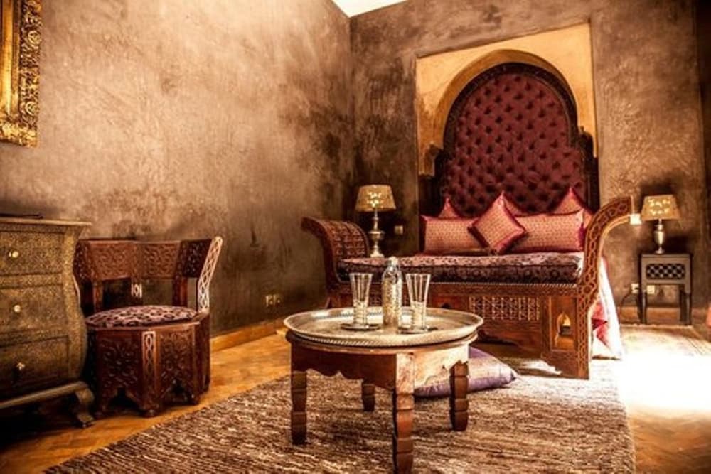 Riad Ilayka 40/77