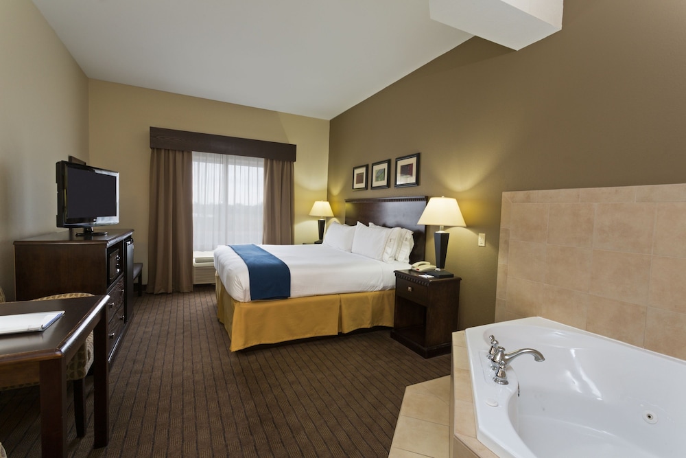 Holiday Inn Express Hotel And Suites Moultrie 18/50