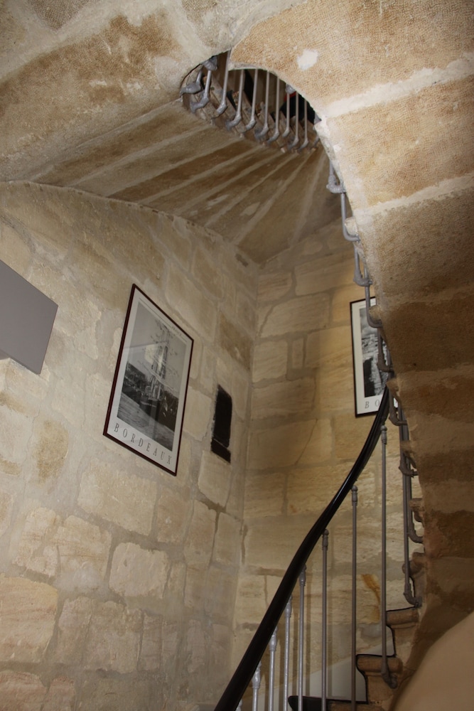 Hotel Notre Dame 16/27