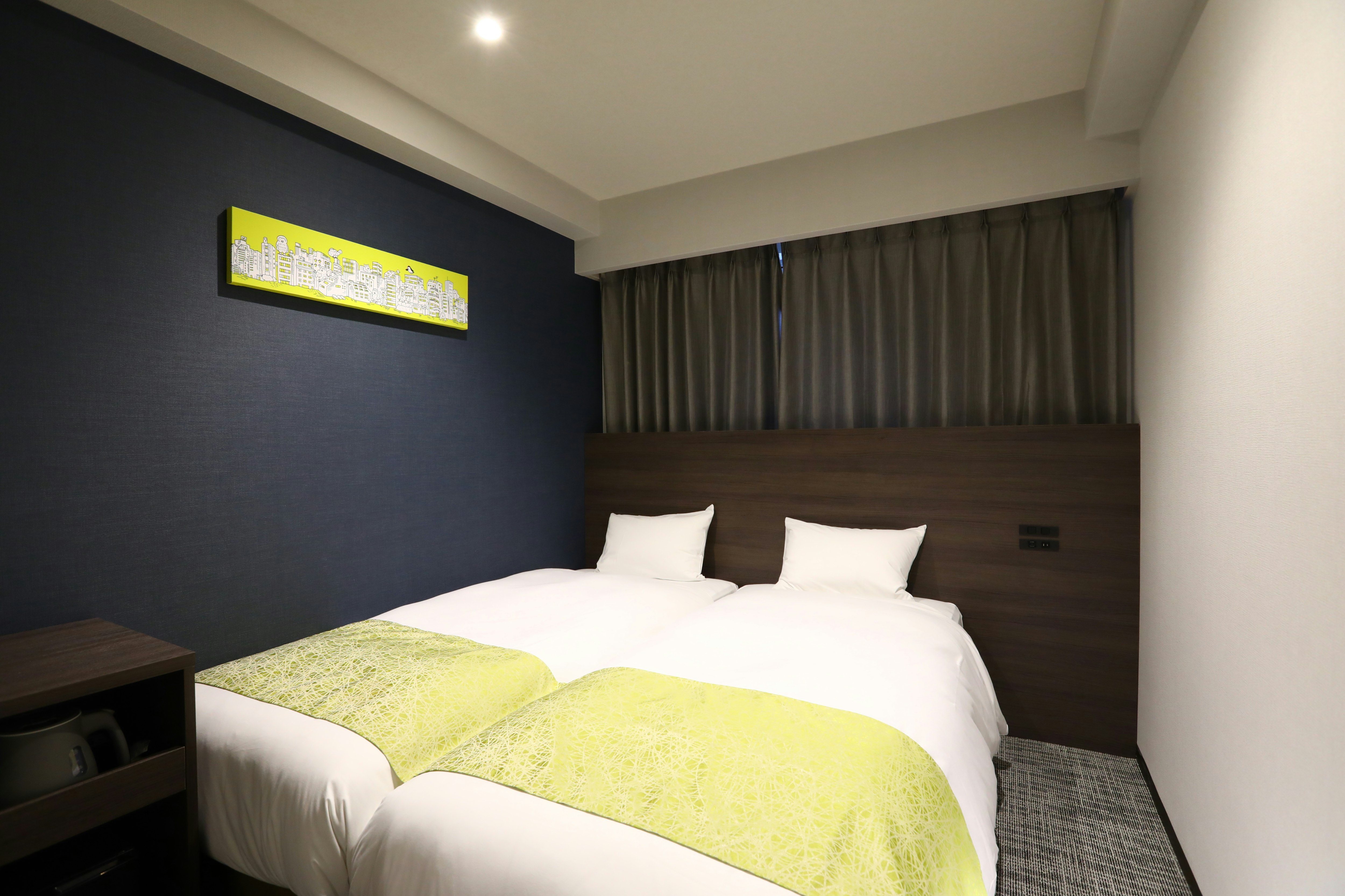 Hollywood, Twin Beds