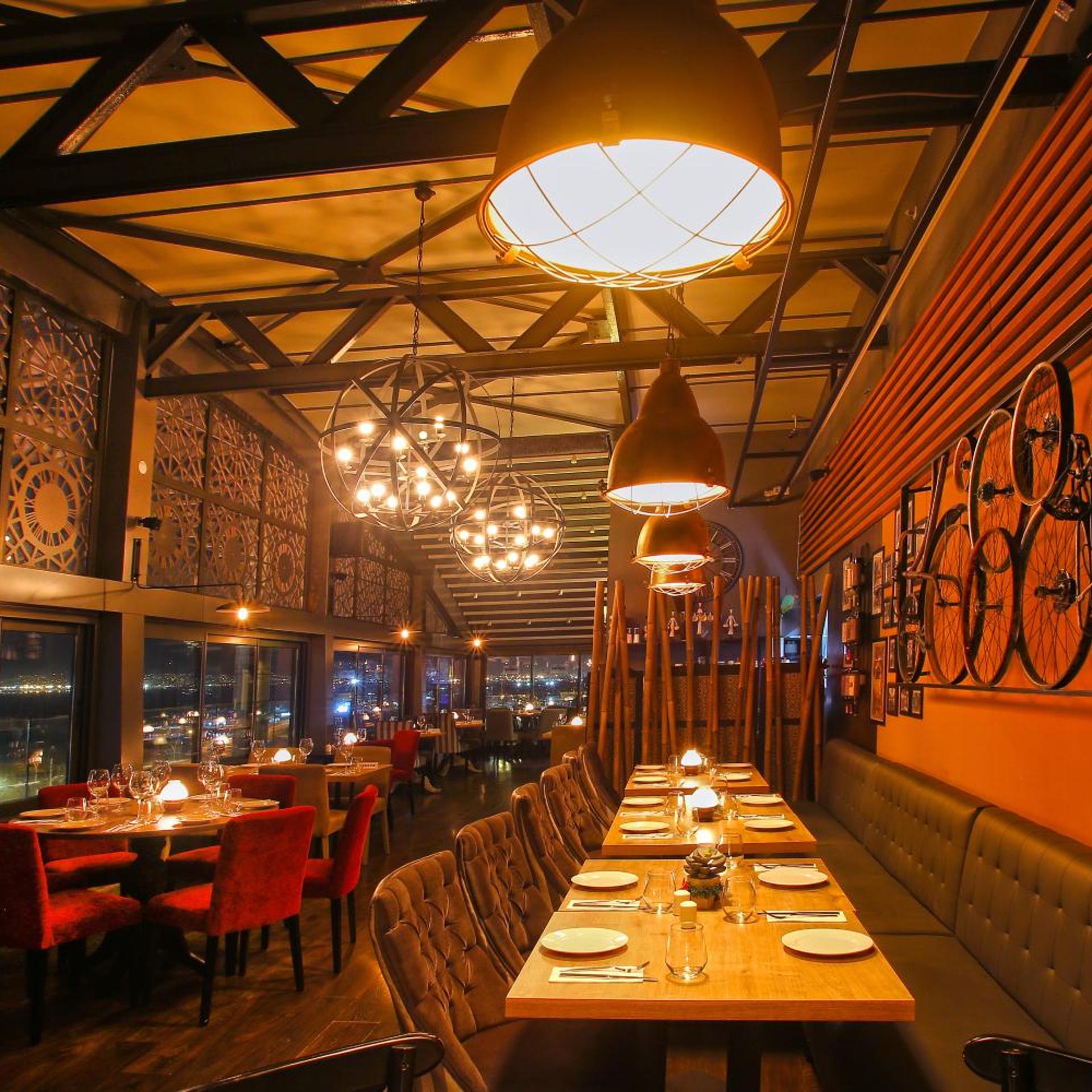 Wes Hotel 39/55