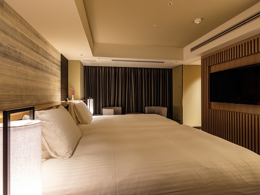 Luxury, Suite, Twin Beds