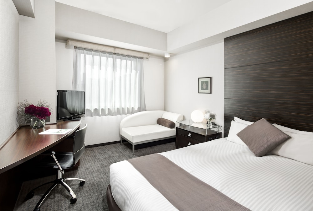 STUDIO, DOUBLE BED