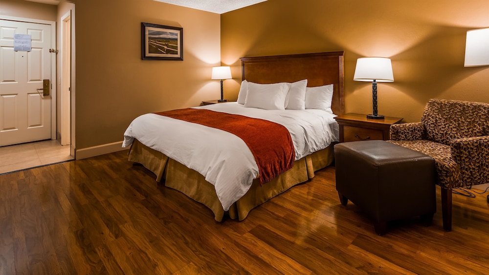 Best Western Tyrolean Lodge 21/68