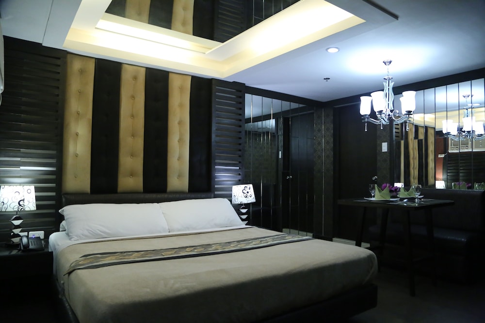 Victoria Court Las Pinas 23/47