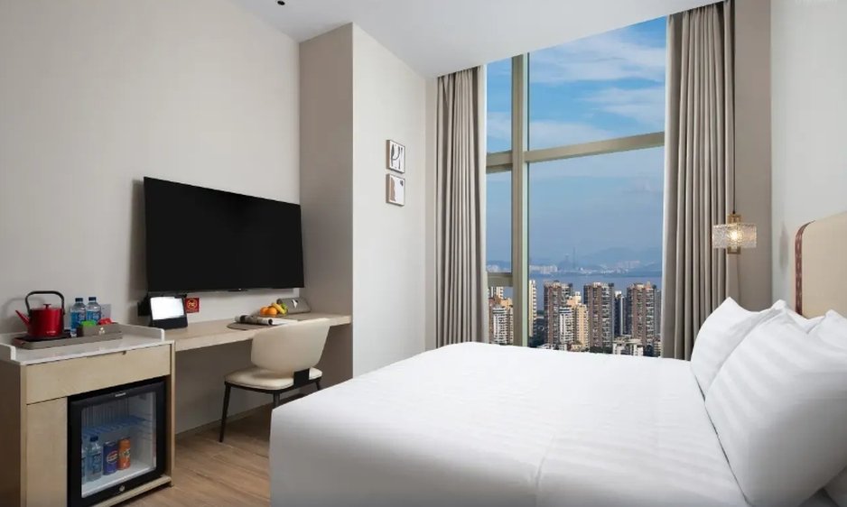Elegant, Double Bed, City View