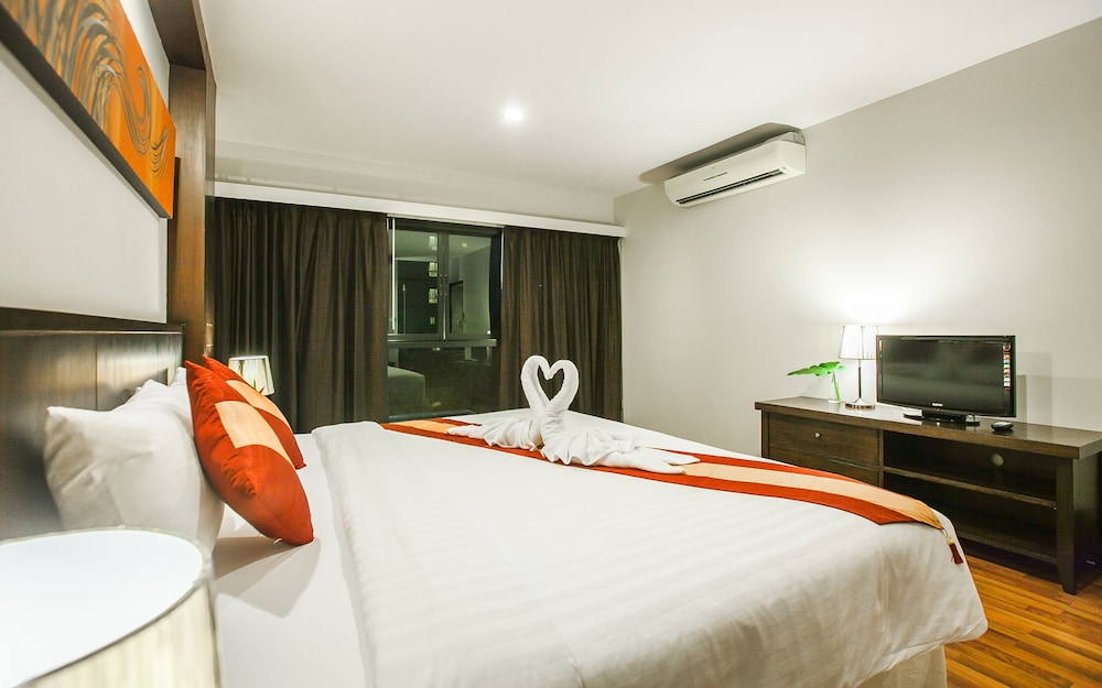 Fifth Jomtien Pattaya 25/83