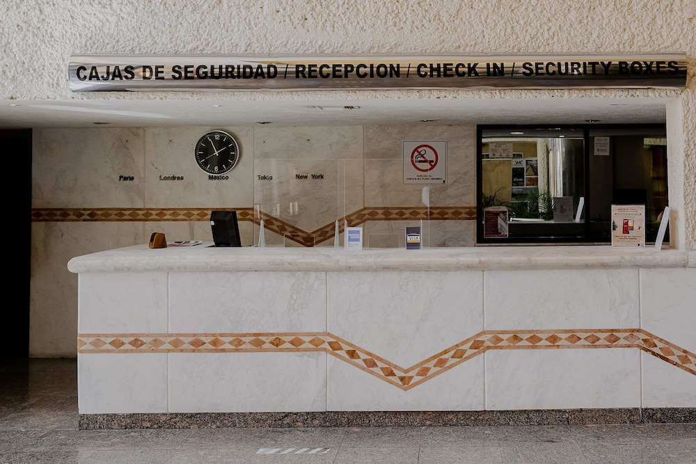 Los Aluxes Hotel 5/50