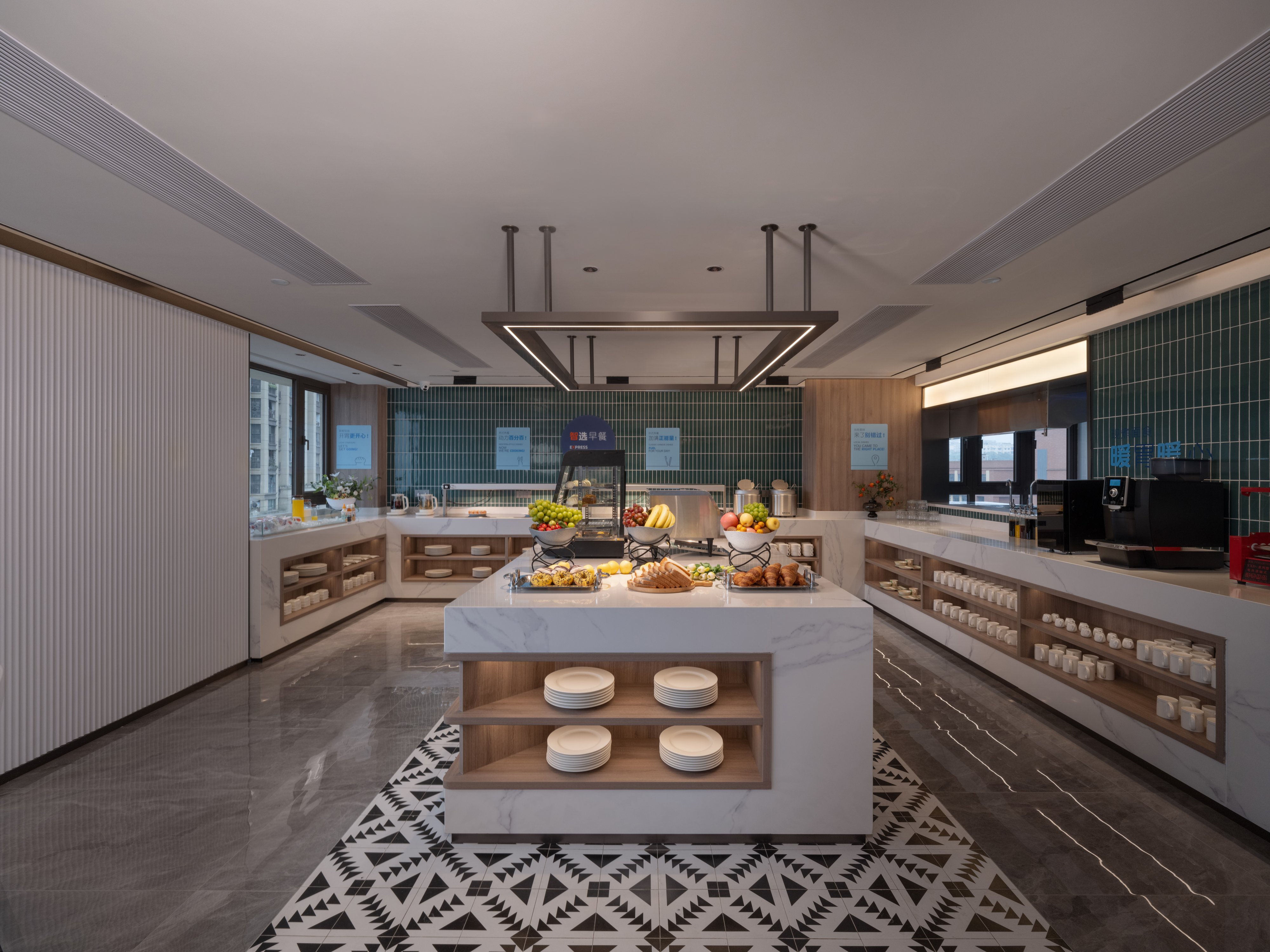 Holiday Inn Express Chongqing Ciqikou Ancient Town 11/50