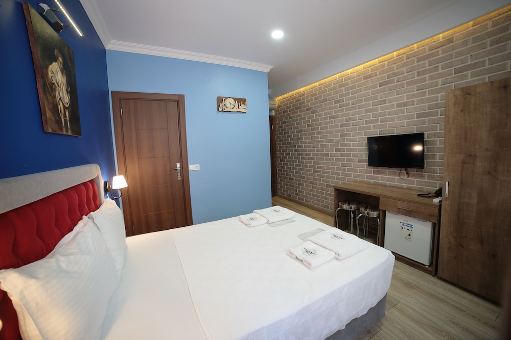 TAKSIM PARK SUITES 23/54