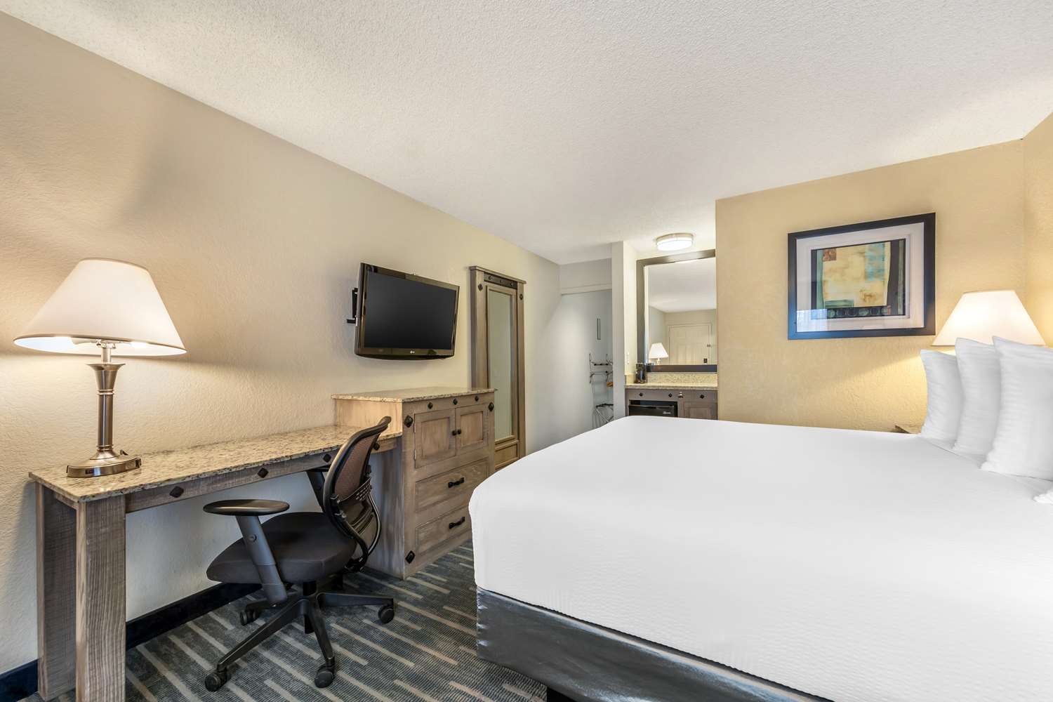 Best Western Americana Inn 27/44