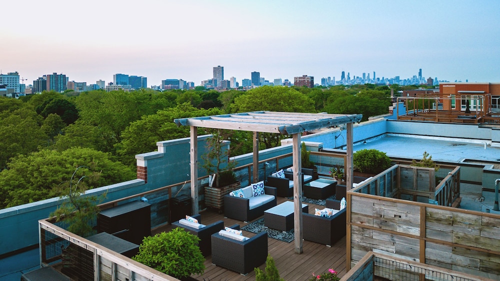 The Guesthouse Hotel 40/47