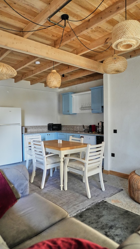 Salonika Suites 28/38