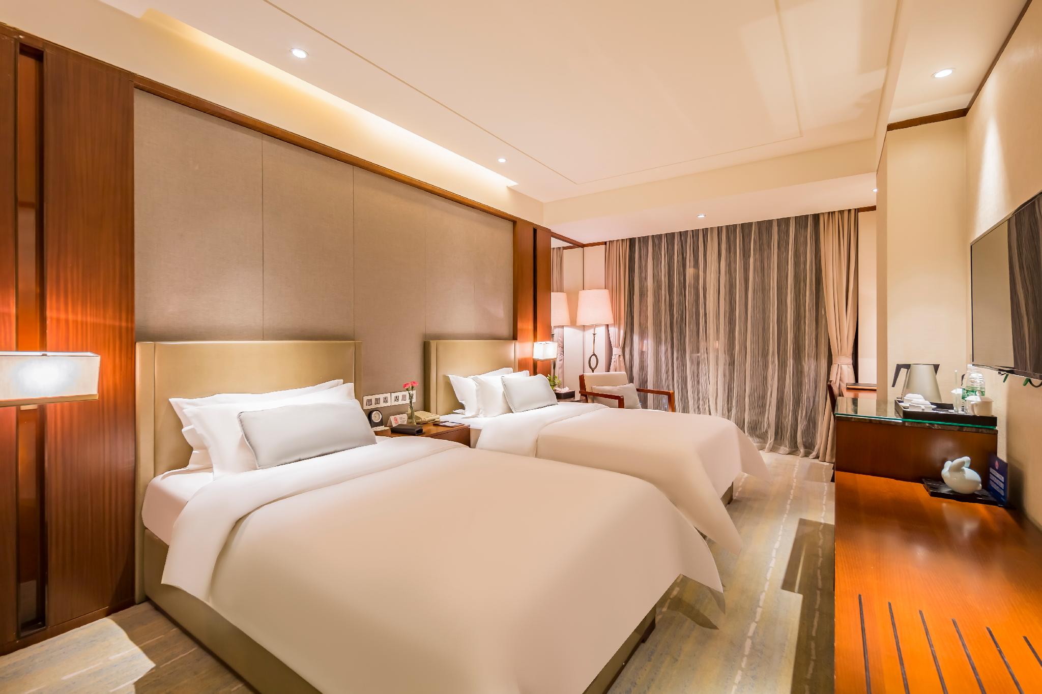 Swan Lakeview Hotel 14/30