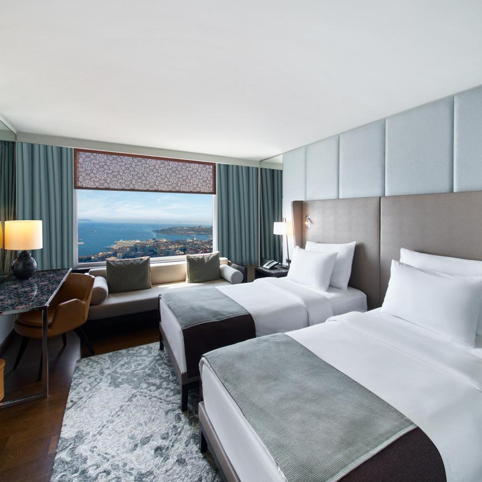 Deluxe, Double or Twin Bed, Bosphorus View