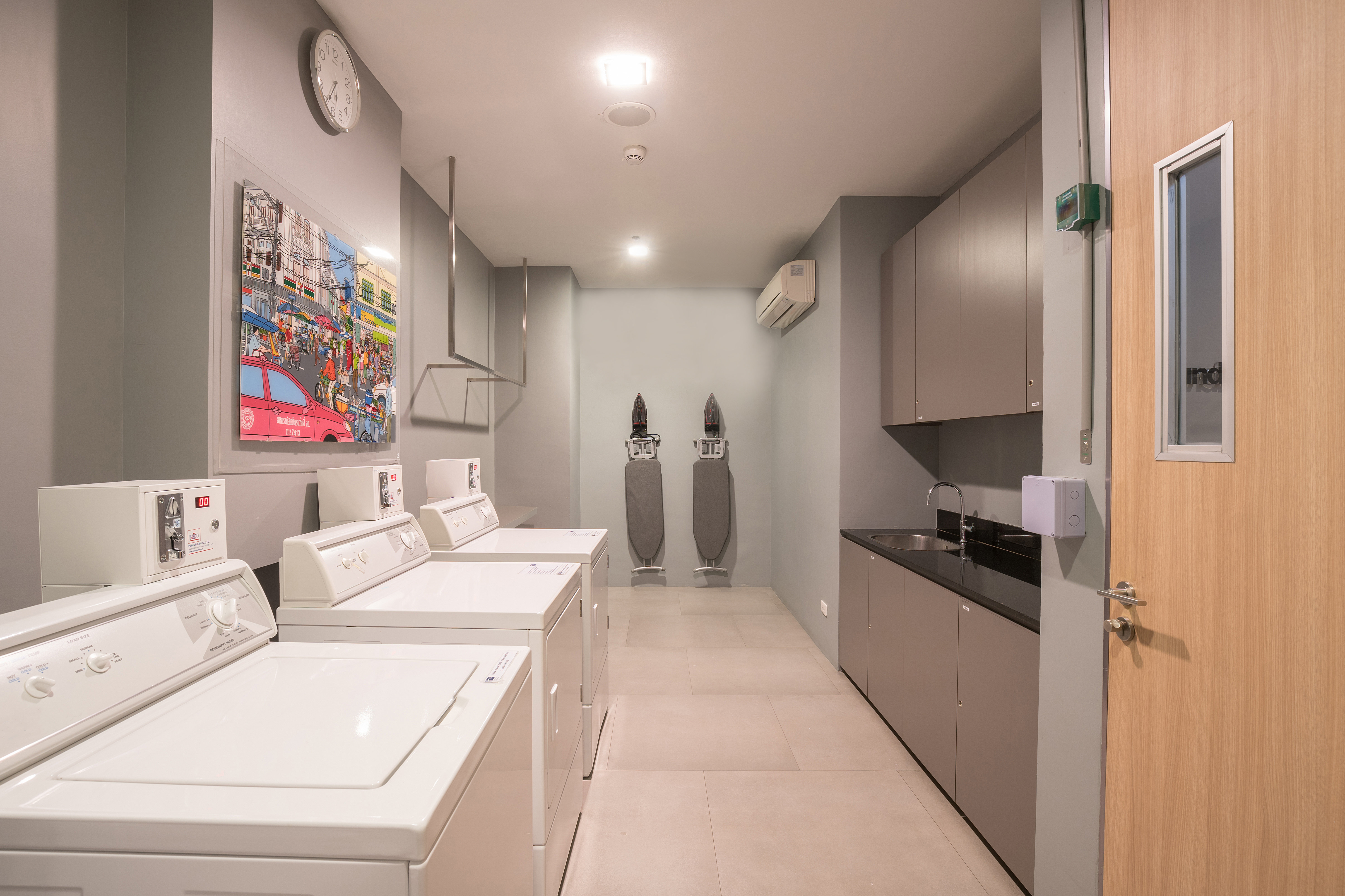 Holiday Inn Express Bangkok Sathorn 25/75