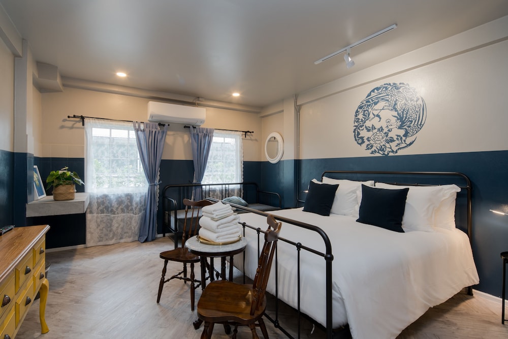 Blu Monkey Boutique Phuket Town 9/50